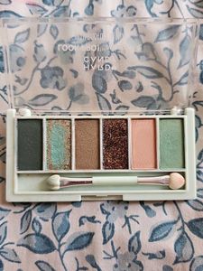Eyeshadow Palette