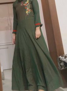 Elegant Green Ethnic Gown