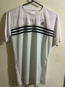 Adidas Tshirt Unisex