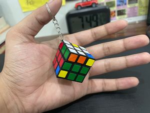 Rubik&#39;s Cube Keychain