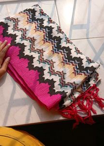 Stylish Patterned Scarf