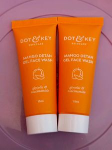Dot &amp; Key Face Wash