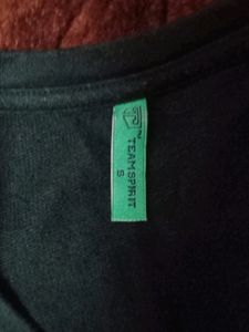 Navy Blue Crop T-shirt