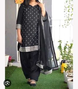 Black &amp; Silver Embellished Salwar Kameez
