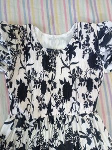 BLACK AND WHITE DRESS