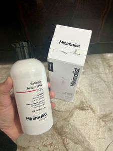 Minimalist Salicylic Acid Cleanser