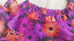 Cute Korean Floral Crop Top💜🌺 /Ruffle Blouse