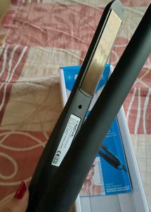 Nova Hair Straightener - Like New!