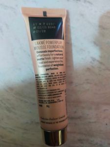 Lakme Powerplay Mousse Foundation