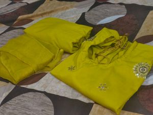 Pakistani Partywear Suit