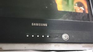 Tv Samsung with setup box