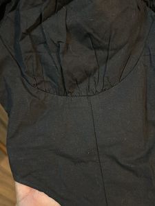 H&amp;M Black Puff Sleeve Crop Top