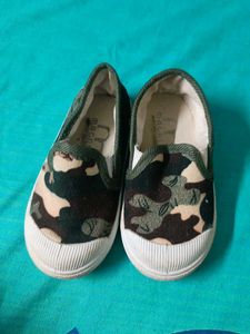 Brand New Sheo And Chapal With Sandals