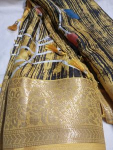 used Elegant Printed Saree