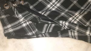 GRUNGE CRISS CROSS CHECKERED SKIRT