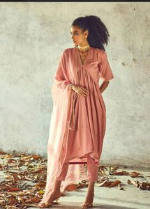 Khara Kapas Elegant Pink Kamal Poshak Set XL
