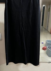 H And M Elegant Black Midi Skirt