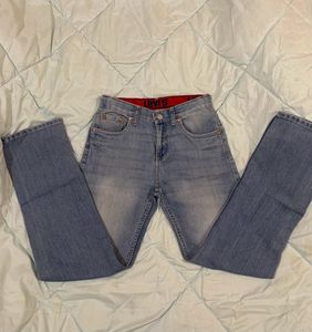 Levis 514 Straight With Slightly Tapered Fit