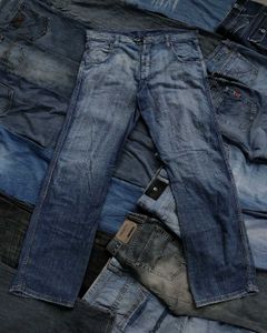 WRANGLER STAIGHT FIT JEANS