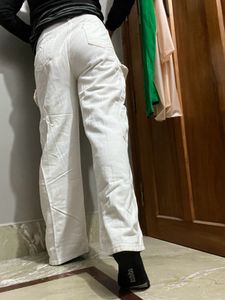 Trending Urbanic White Cargos
