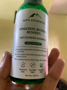 Naturali Anti-Hairfall Shampoo