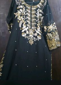 Elegant Embroidered Black Kurta set