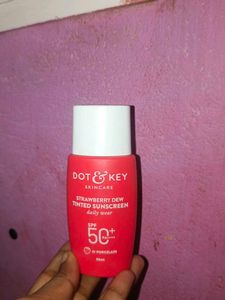 Dot &amp; Key Sunscreen SPF 50