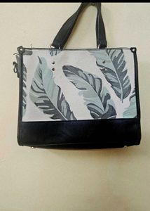 Coach Floral Handbag (Free Gifts)