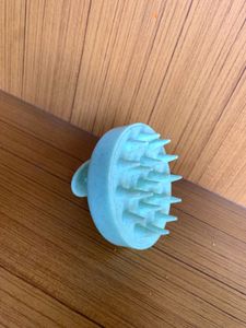 scalp massager