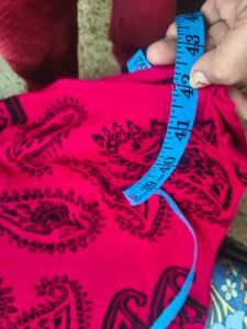 New Stylish Majenta woolen kurti in L 40 size