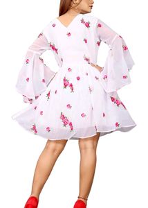 GeorgetteStyleFit &amp; FlarePatternEmbroideredNeck St
