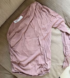One Off-shoulder Pink Top