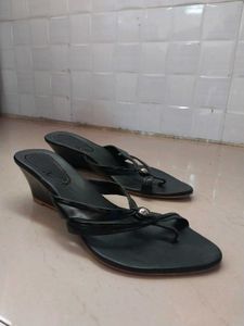 New Heel Sandal For Women