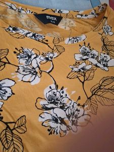 &#34;Floral Mustard Yellow Casual Top – Lightweight &amp;