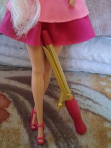 Barbie ultimate curls Doll