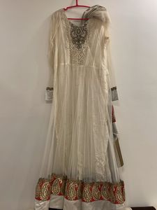 Wedding Lehnga With Chunni