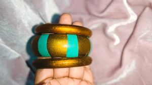 🎁Buy 2 Get 1 Free 🎁 Gold &amp; Teal Bangle Set