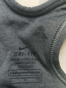 S Nike Sports Bra