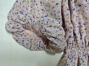 Floral Print Puff Sleeve Top