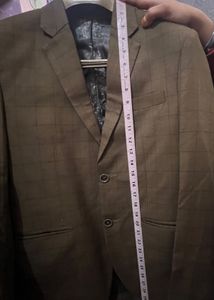 Stylish Brown Plaid Blazer