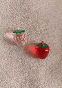 Strawberry Necklace 🍓nd Phonecharm(359rs)
