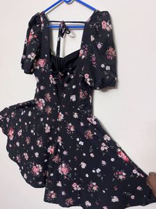 Mini Lowcut Floral Dress
