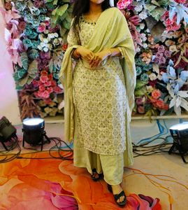 Kurta And Plazo Set(Free Kurti)