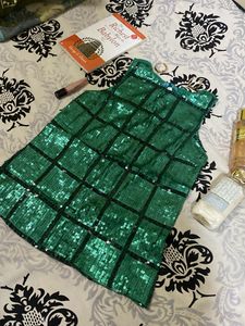 🌿shimmer Top 🌿fits Well For M-L