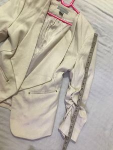 H&amp;M Beige In Colour Blazer Bust 36-38