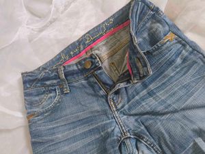 Straight Jeans