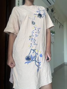 Floral Embroidered Tunic Dress