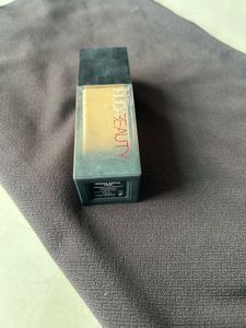 Huda Beauty Foundation Authentic
