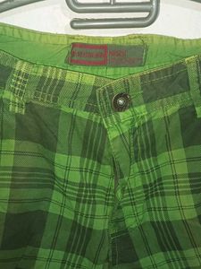 Green Plaid Cargo Capri Pants