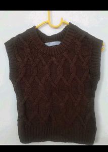 Combo - 2 Knitted Vest